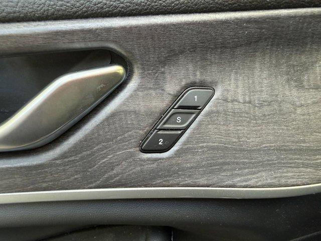 2021 Jeep Grand Cherokee L Vehicle Photo in LEOMINSTER, MA 01453-2952