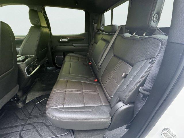 2022 Chevrolet Silverado 1500 Vehicle Photo in LEOMINSTER, MA 01453-2952