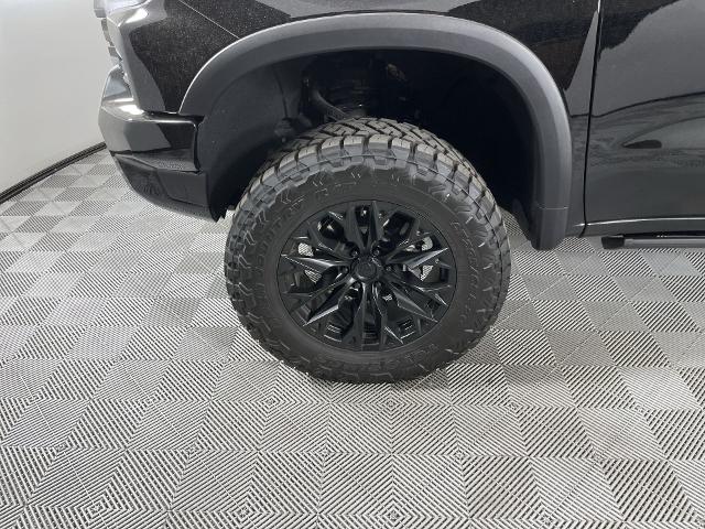 2024 Chevrolet Silverado 1500 Vehicle Photo in GILBERT, AZ 85297-0402