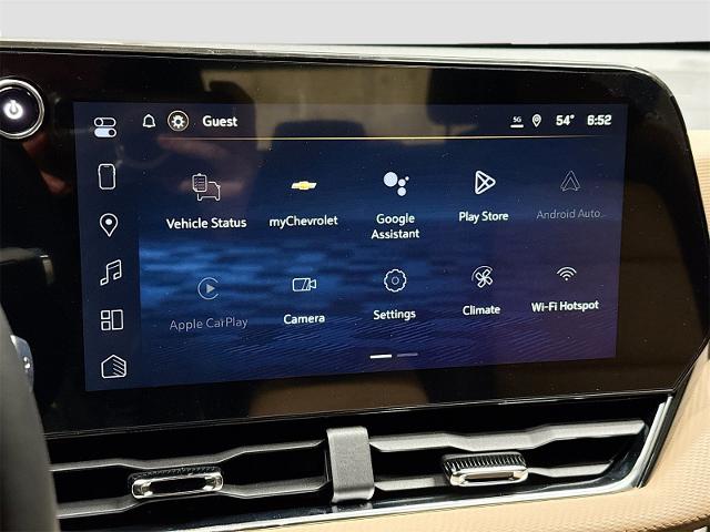 2026 Chevrolet Equinox Vehicle Photo in EVERETT, WA 98203-5662