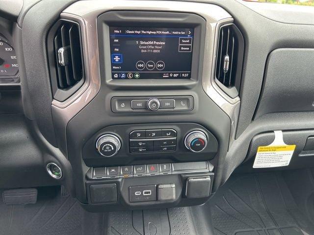 2025 Chevrolet Silverado 1500 Vehicle Photo in SAINT CLAIRSVILLE, OH 43950-8512