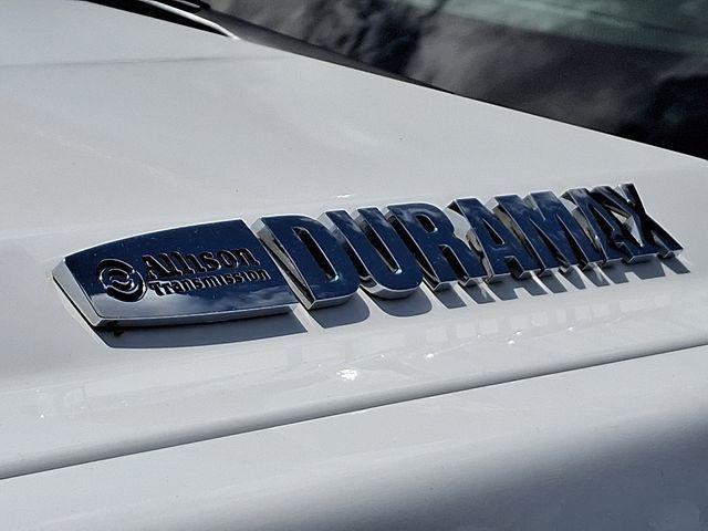2023 Chevrolet Silverado 5500 HD Vehicle Photo in DANBURY, CT 06810-5034