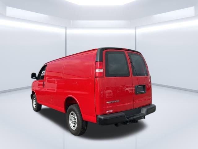 2025 Chevrolet Express Cargo 2500 Vehicle Photo in SAINT CLAIRSVILLE, OH 43950-8512