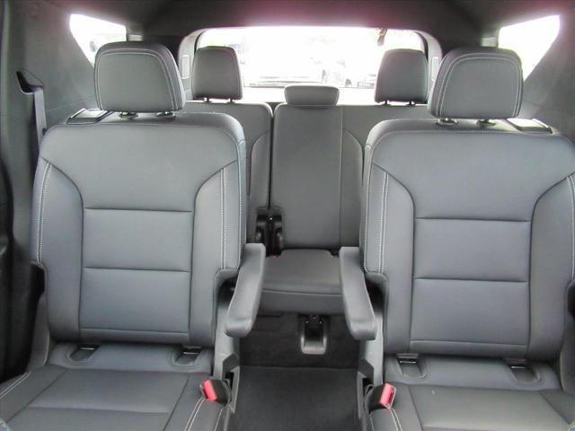 2025 Chevrolet Traverse Vehicle Photo in LEESBURG, FL 34788-4022