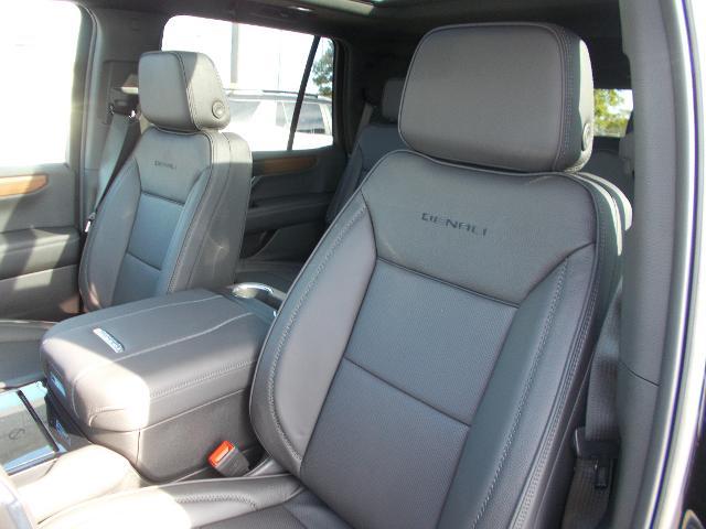 2026 GMC Yukon Vehicle Photo in LOWELL, MA 01852-4336