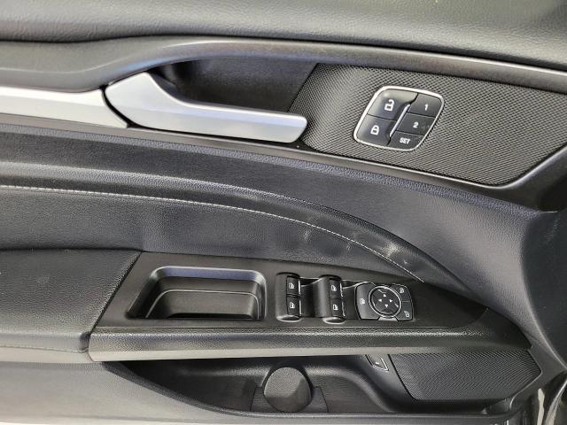 2020 Ford Fusion Hybrid Vehicle Photo in NEENAH, WI 54956-2243