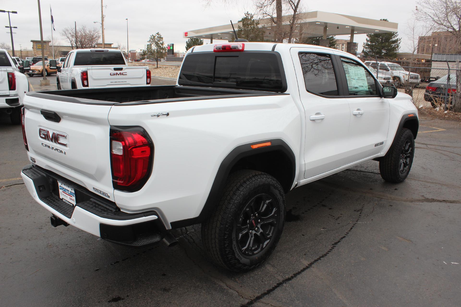 2025 GMC Canyon Vehicle Photo in AURORA, CO 80012-4011