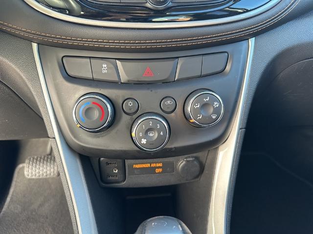 2021 Chevrolet Trax Vehicle Photo in MANITOWOC, WI 54220-5838