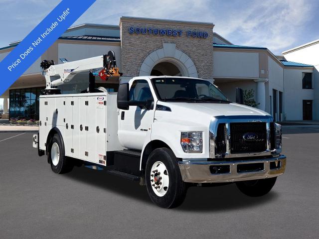2024 Ford F-750SD Vehicle Photo in Weatherford, TX 76087