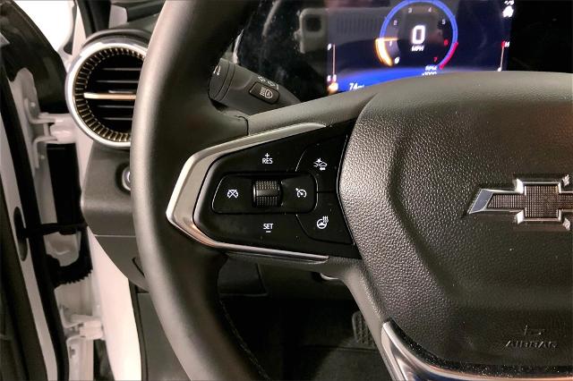 2025 Chevrolet Trax Vehicle Photo in Lees Summit, MO 64086