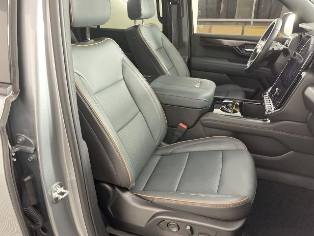 2025 GMC Yukon XL Vehicle Photo in GILBERT, AZ 85297-0402