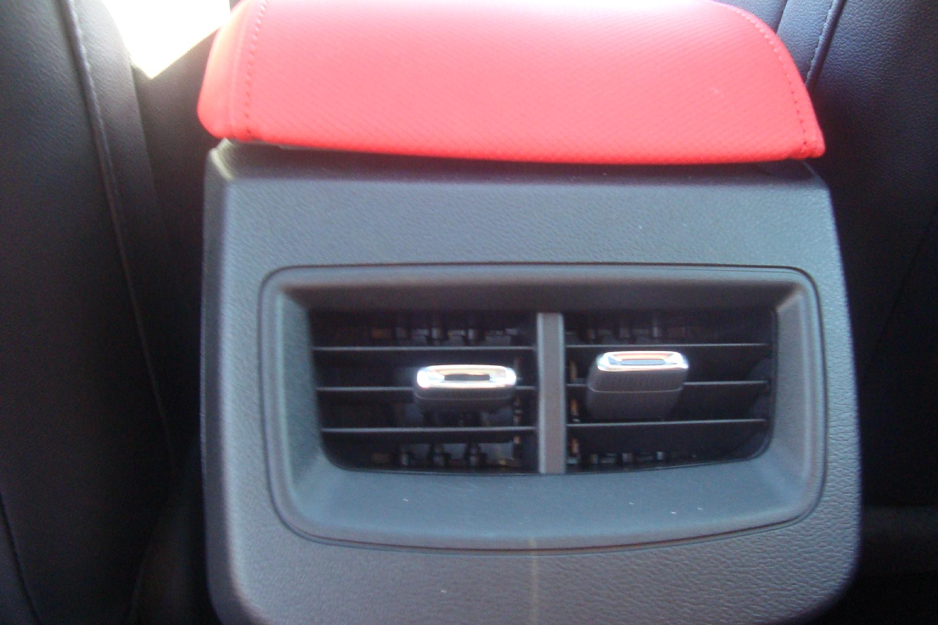 2025 Chevrolet Equinox EV Vehicle Photo in PORTSMOUTH, NH 03801-4196