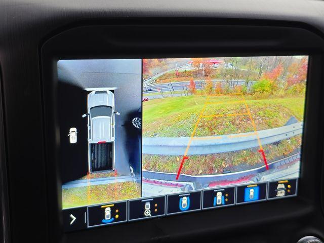 2022 GMC Sierra 2500 HD Vehicle Photo in Pleasant Hills, PA 15236