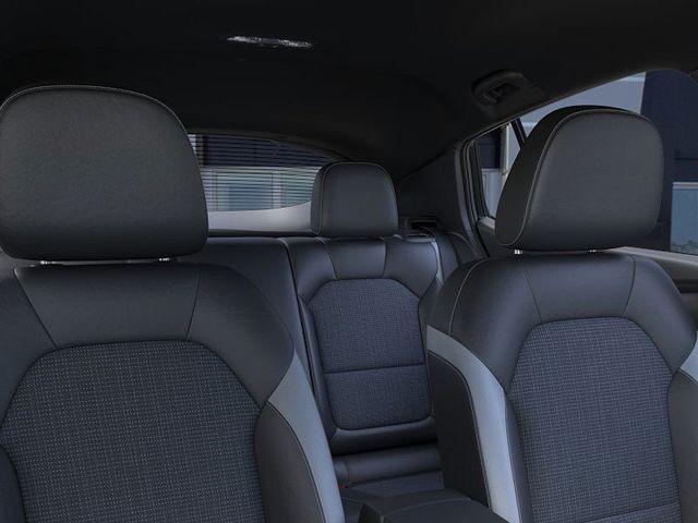 2025 Buick Envista Vehicle Photo in DANBURY, CT 06810-5034