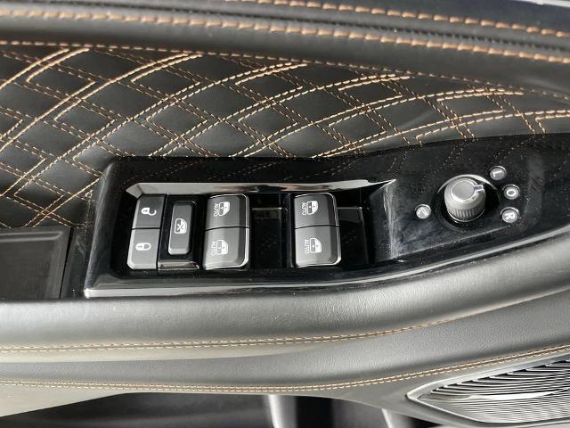 2023 Jeep Grand Cherokee L Vehicle Photo in GILBERT, AZ 85297-0402