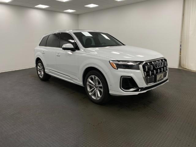 2025 Audi Q7 Vehicle Photo in Neenah, WI 54956