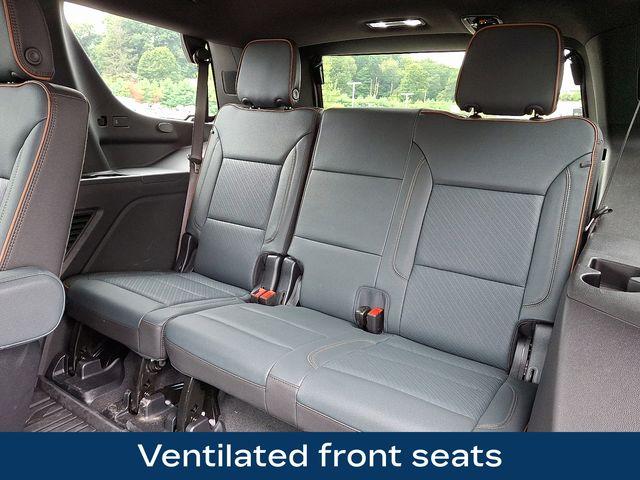 2025 GMC Yukon Vehicle Photo in DANBURY, CT 06810-5034