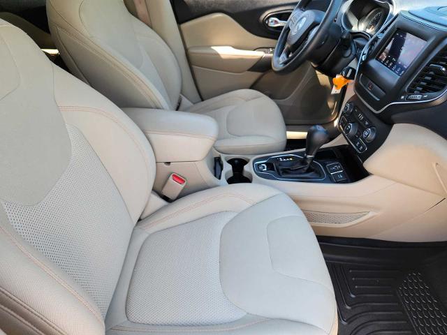 2019 Jeep Cherokee Vehicle Photo in DENTON, TX 76210-9321