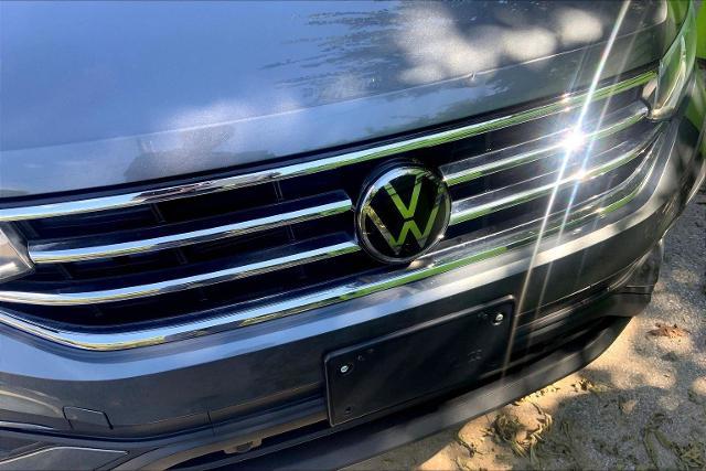 2024 Volkswagen Tiguan Vehicle Photo in KANSAS CITY, MO 64114-4545