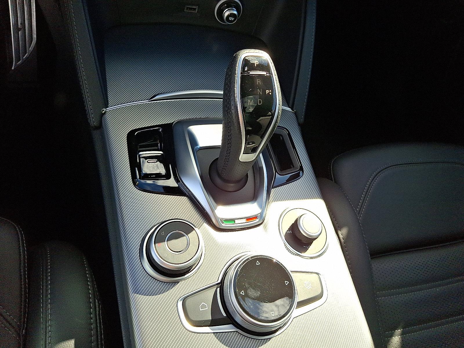 2024 Alfa Romeo Stelvio Vehicle Photo in Willow Grove, PA 19090