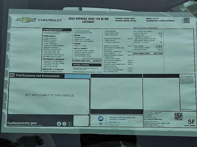 2025 Chevrolet Express Cutaway 4500 Vehicle Photo in PAWLING, NY 12564-3219