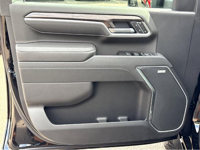 2025 Chevrolet Silverado 2500 HD Vehicle Photo in BEAUFORT, SC 29906-4218