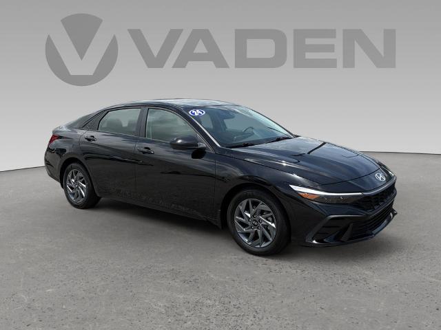2024 Hyundai ELANTRA Vehicle Photo in Brunswick, GA 31525