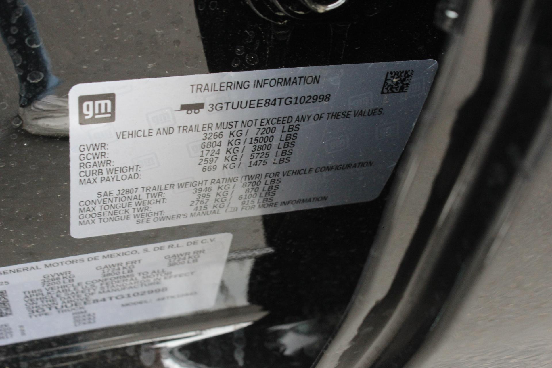 2026 GMC Sierra 1500 Vehicle Photo in AURORA, CO 80012-4011