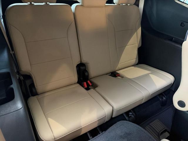 2026 Buick Enclave Vehicle Photo in COLUMBIA, MO 65203-3903