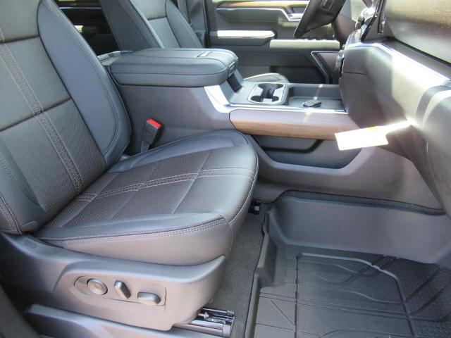 2025 Chevrolet Silverado 2500 HD Vehicle Photo in LEESBURG, FL 34788-4022