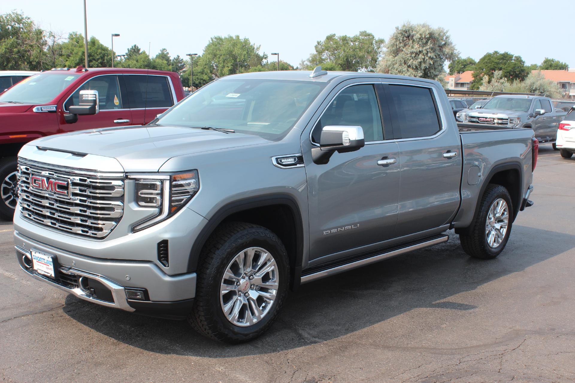 2025 GMC Sierra 1500 Vehicle Photo in AURORA, CO 80012-4011
