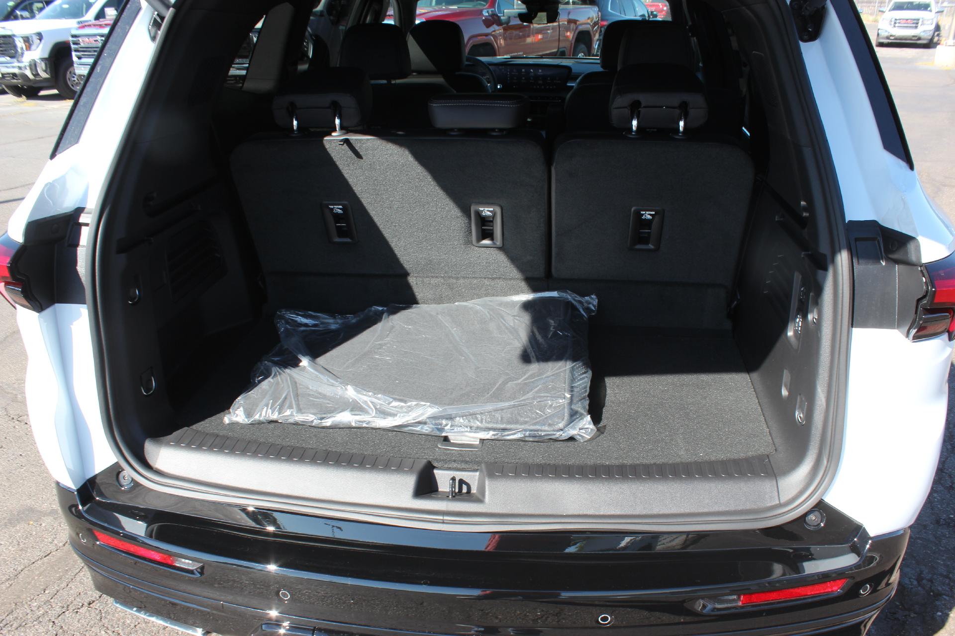 2026 Buick Enclave Vehicle Photo in AURORA, CO 80012-4011