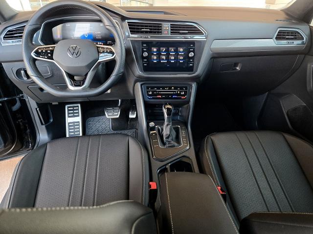 2024 Volkswagen Tiguan Vehicle Photo in Weatherford, TX 76087