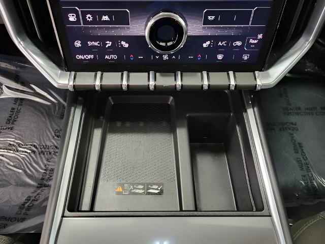 2025 GMC Acadia Vehicle Photo in MANITOWOC, WI 54220-5838