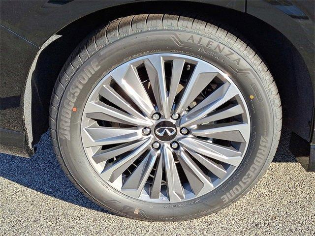 2026 INFINITI QX80 Vehicle Photo in Willow Grove, PA 19090