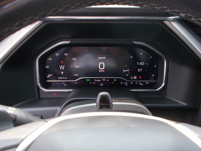 2024 GMC Sierra 1500 Vehicle Photo in LOWELL, MA 01852-4336