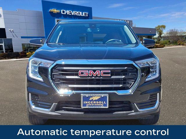 2024 GMC Terrain Vehicle Photo in DANBURY, CT 06810-5034