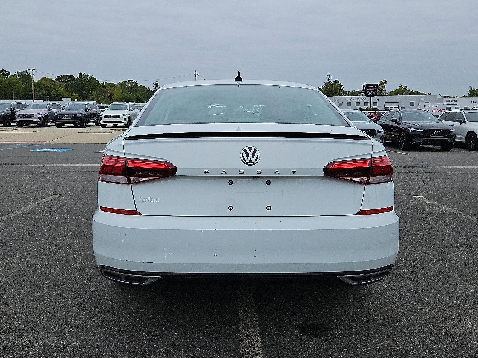 2020 Volkswagen Passat Vehicle Photo in Trevose, PA 19053