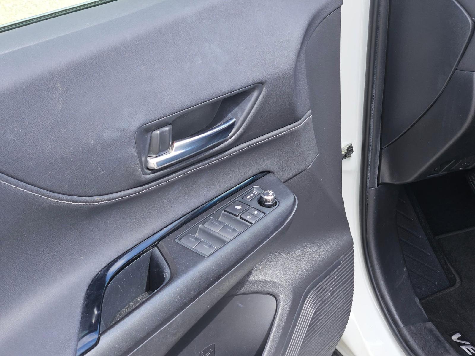 2022 Toyota Venza Vehicle Photo in Seguin, TX 78155