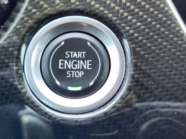2023 Cadillac XT6 Vehicle Photo in DENTON, TX 76210-9321