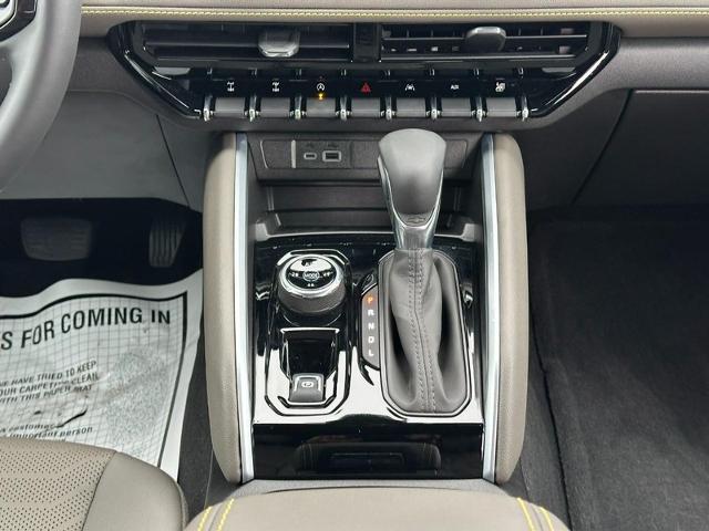 2025 Chevrolet Colorado Vehicle Photo in COLUMBIA, MO 65203-3903