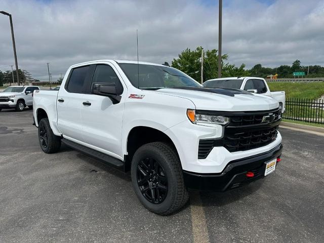 2025 Chevrolet Silverado 1500 Vehicle Photo in COLUMBIA, MO 65203-3903