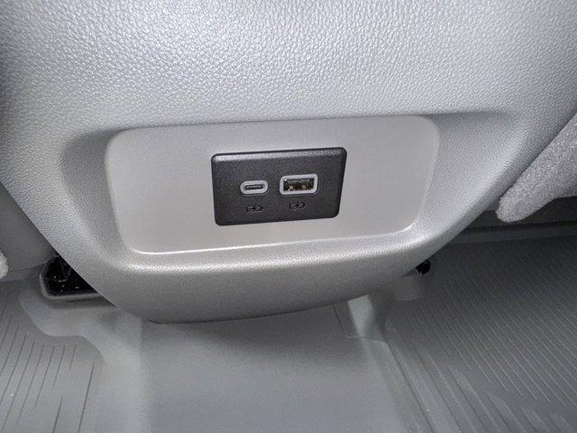 2025 Cadillac XT5 Vehicle Photo in LEOMINSTER, MA 01453-2952