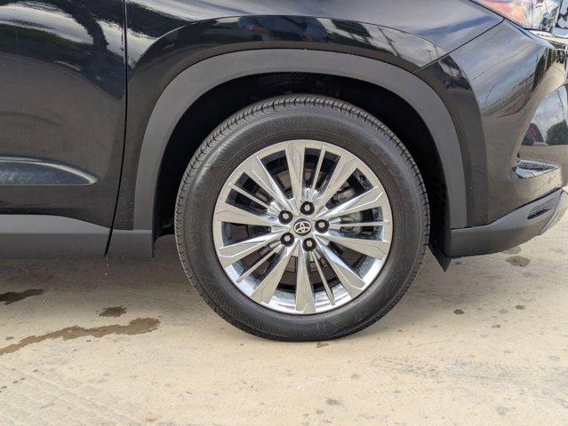 2024 Toyota Grand Highlander Vehicle Photo in SELMA, TX 78154-1459
