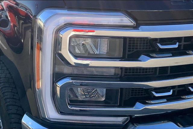 2023 Ford Super Duty F-250 SRW Vehicle Photo in KANSAS CITY, MO 64114-4502