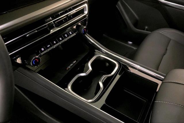 2025 Chevrolet Traverse Vehicle Photo in KANSAS CITY, MO 64114-4502