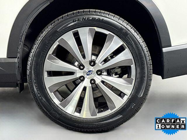 2022 Subaru Ascent Vehicle Photo in Puyallup, WA 98371