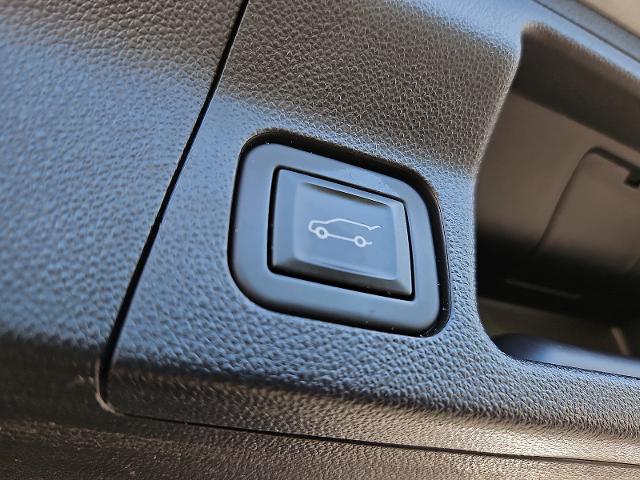 2023 GMC Acadia Vehicle Photo in TREVOSE, PA 19053-4984