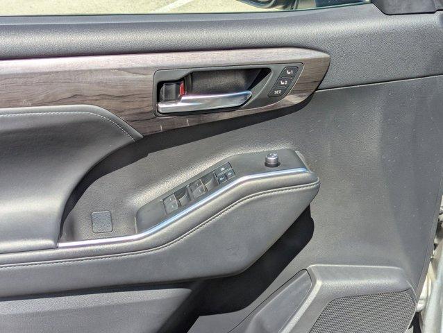 2022 Toyota Highlander Vehicle Photo in San Antonio, TX 78230