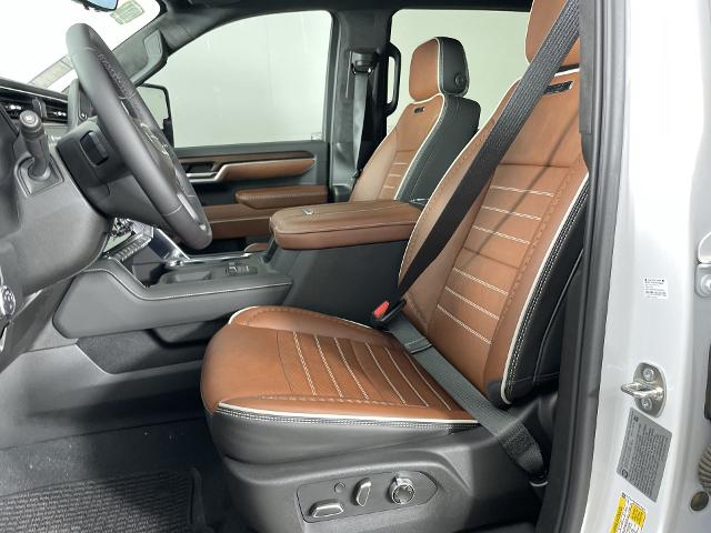 2025 GMC Sierra 3500 HD Vehicle Photo in GILBERT, AZ 85297-0402